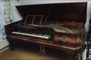 История пианино: клавикорд