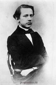 Петр Ильич Чайковский в юном возрасте