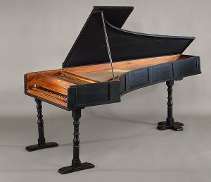 Фортепиано построенное Кристофори (1720)