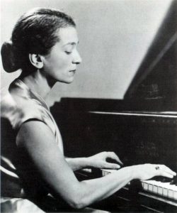 Пианистка Анни Фишер